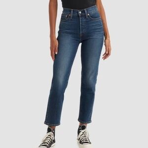 Levi's Women's High-Rise Wedgie Straight Button Cropped Medium Wash Jeans Sz 32